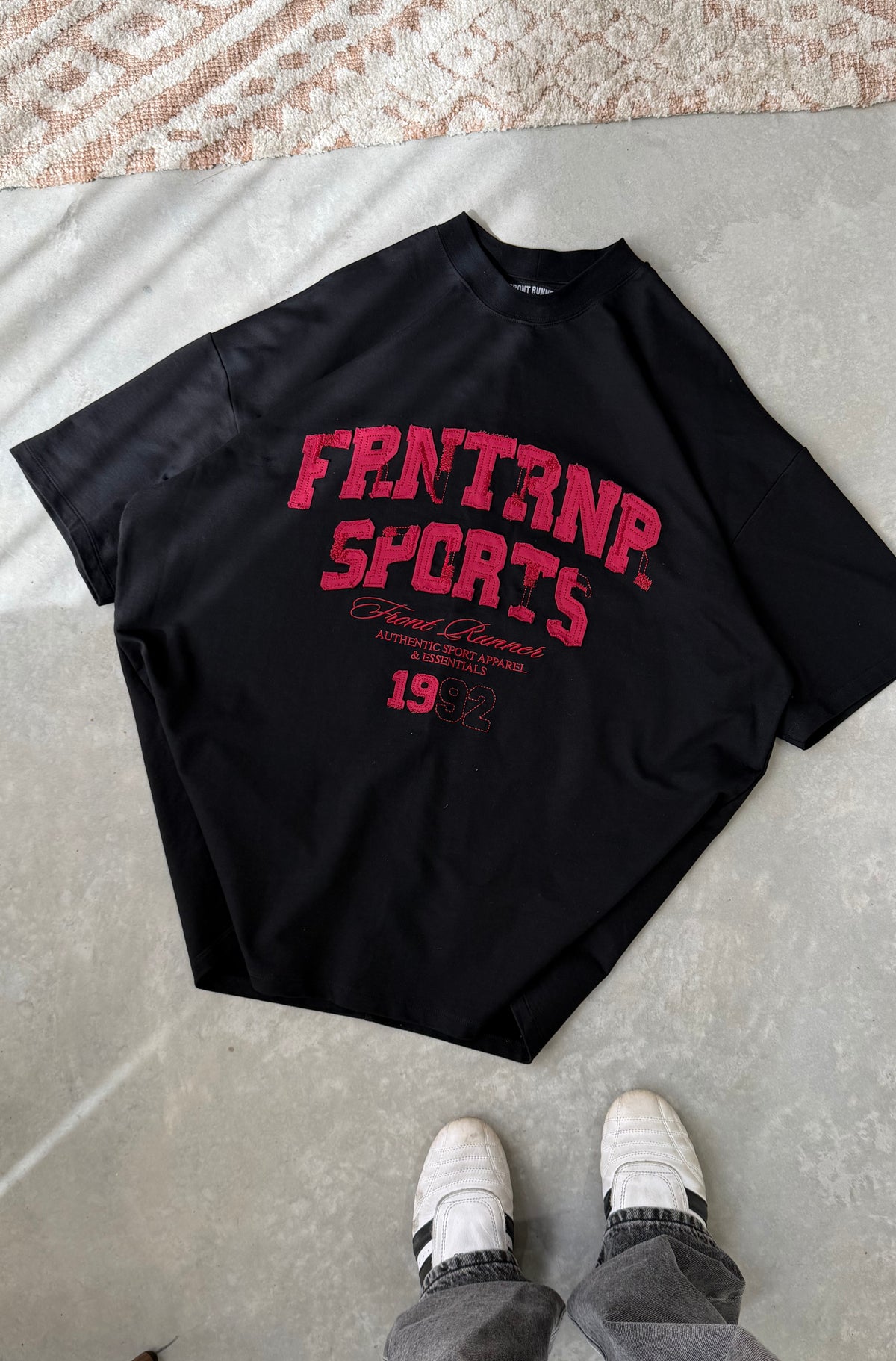 Vintage Apparel Tee Black Scarlet