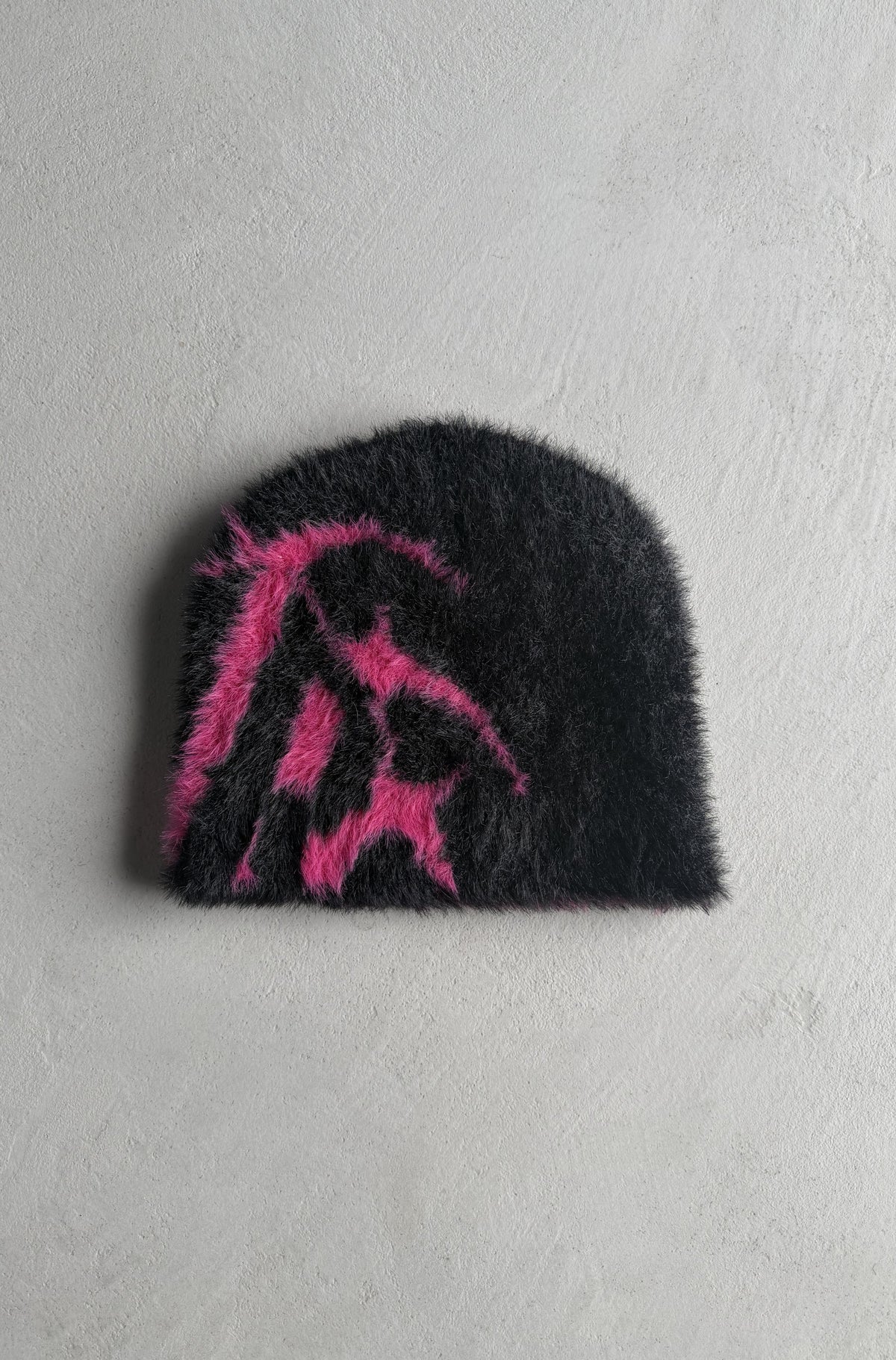 Pyro Fuzzy Skull Beanie Black