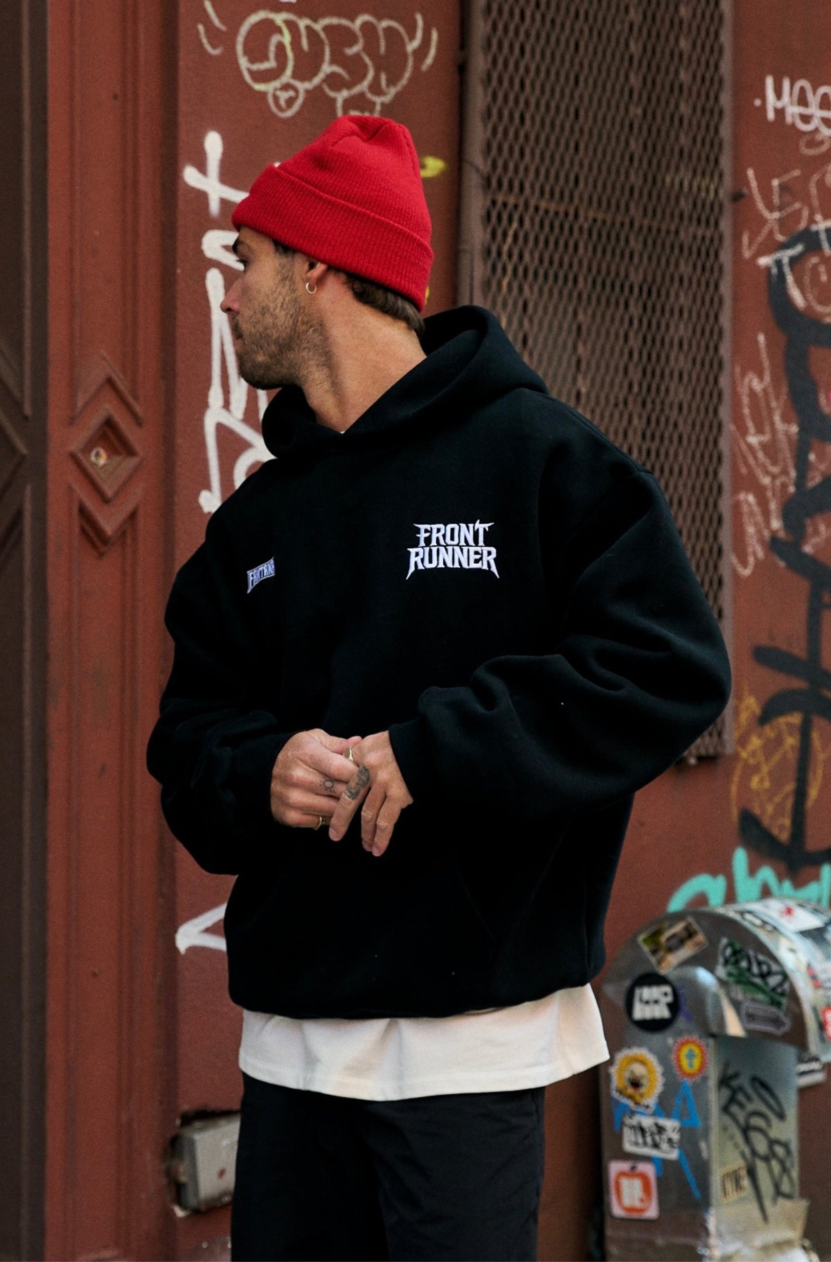 International Hoodie Black [men]