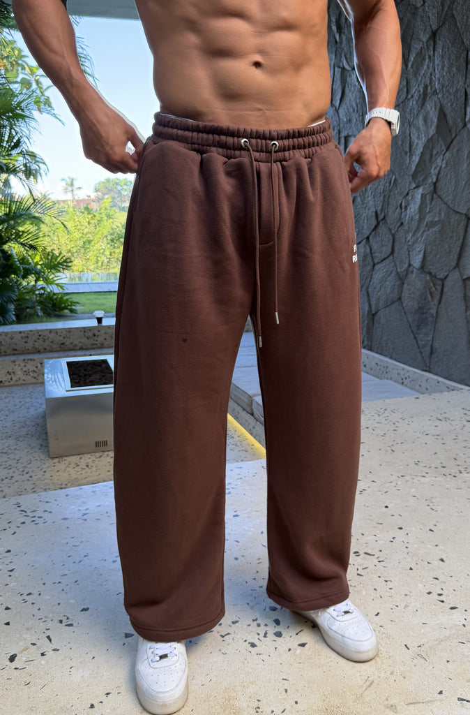 Running Dept. Barrel Leg Trackpant Chocolate