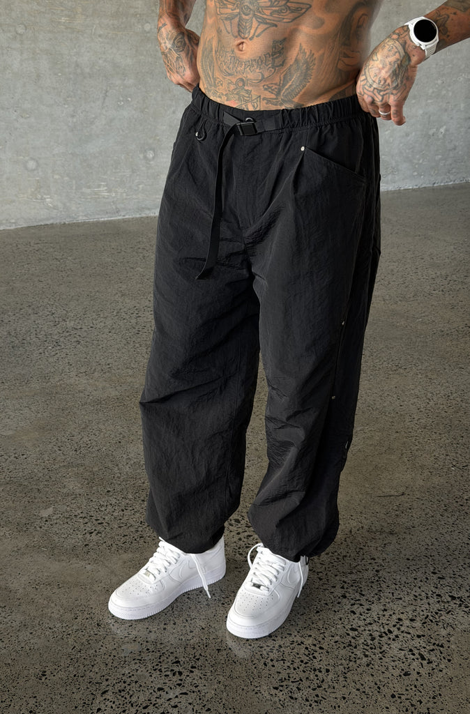 FR Wide Leg Tech Pant Black [men]