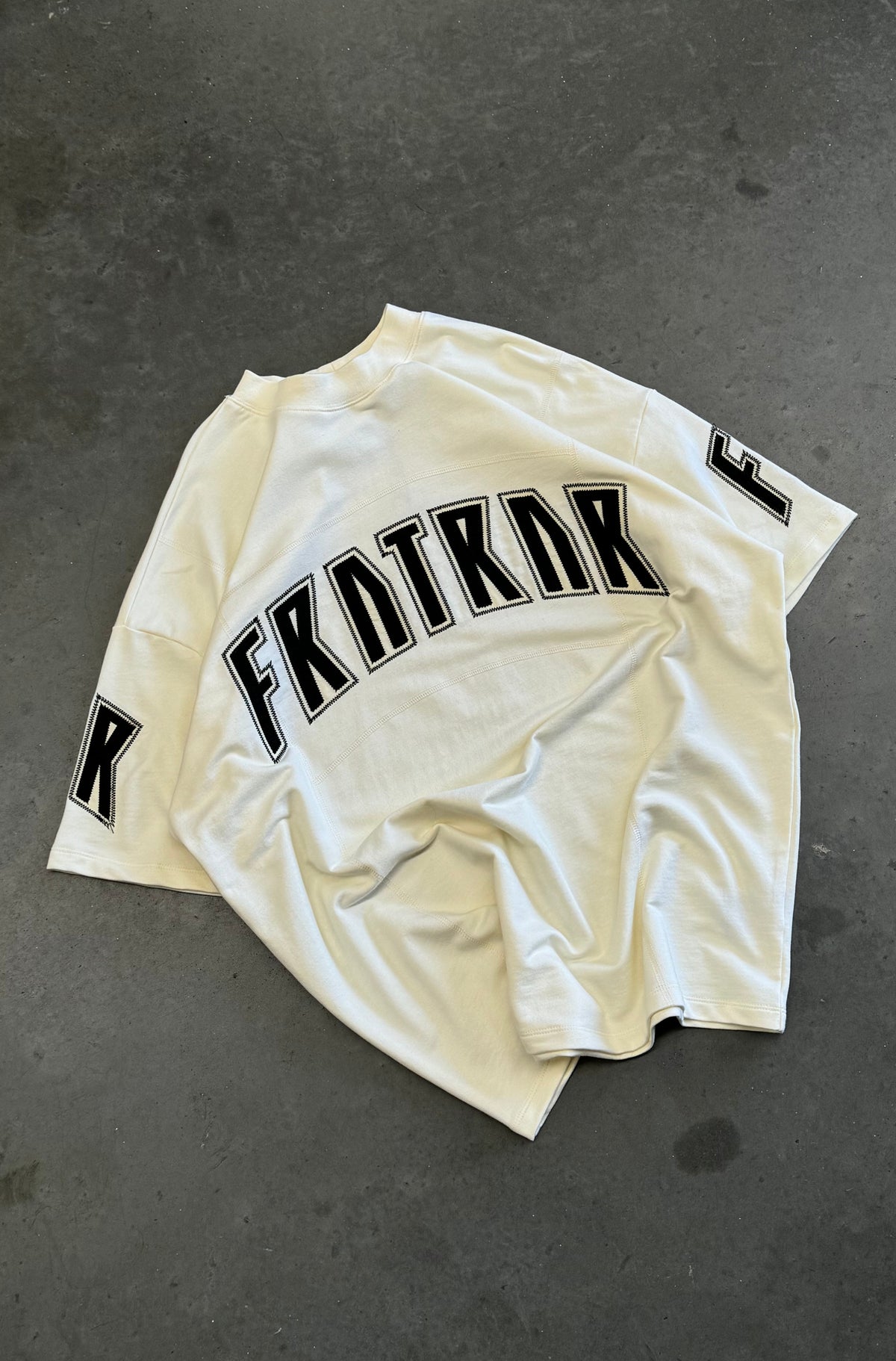 FRNTRNR Tee - Vanilla - Hover