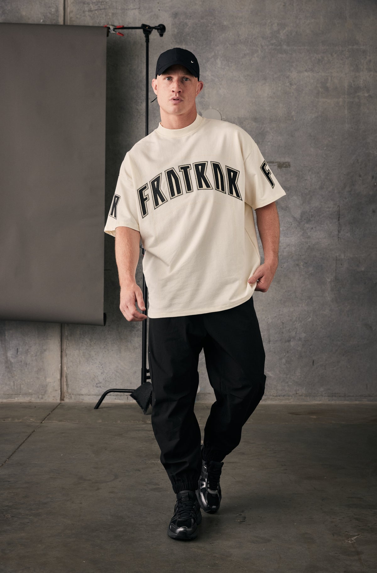 FRNTRNR Tee - Vanilla - Men