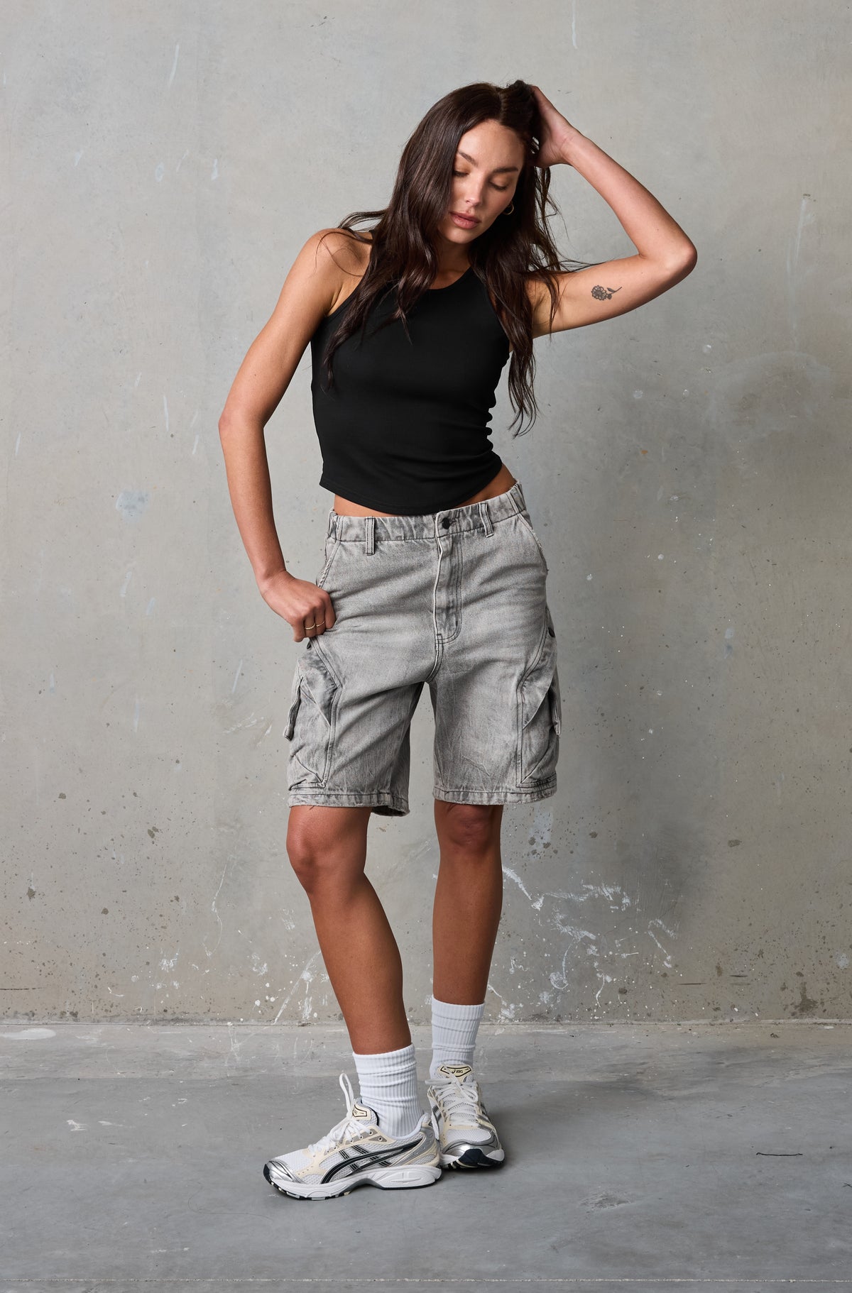 Legacy Pocket Short Washed Grey [women]