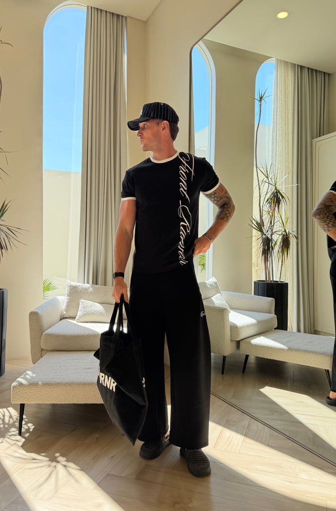 Script Fitted Ringer Tee Black