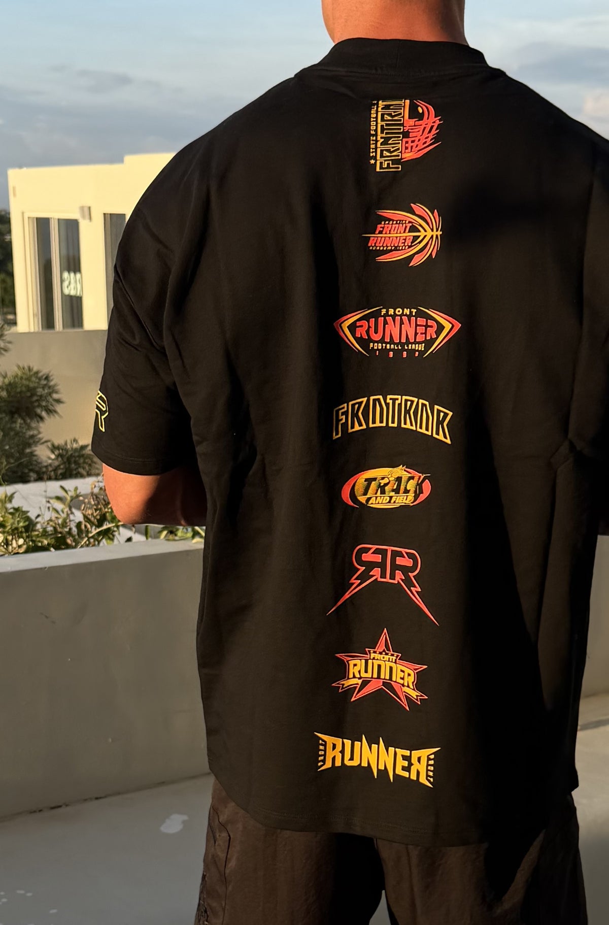 SS Runner Logo Tee Black Fire [men]