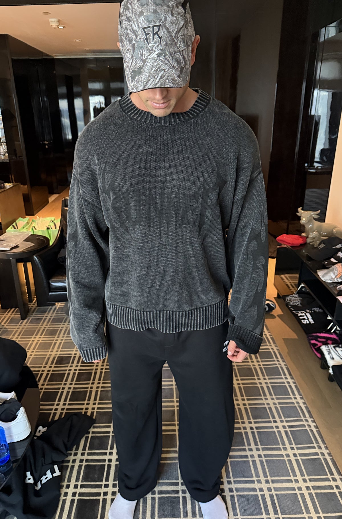 Signal Knit Washed Black [men]