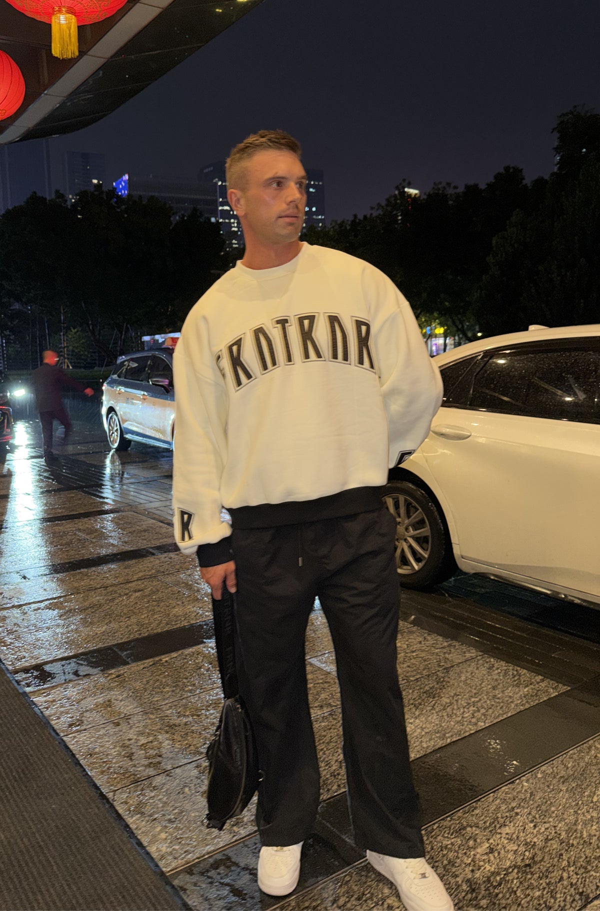 FRNTRNR Crewneck Vanilla [men]