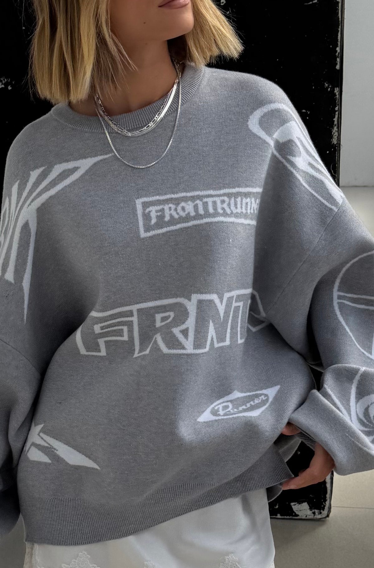 Logo Collage Knit Grey [women]