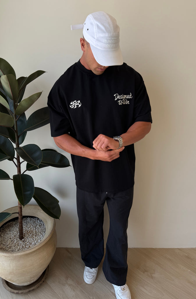 Run Riot Tee - Black Emerald