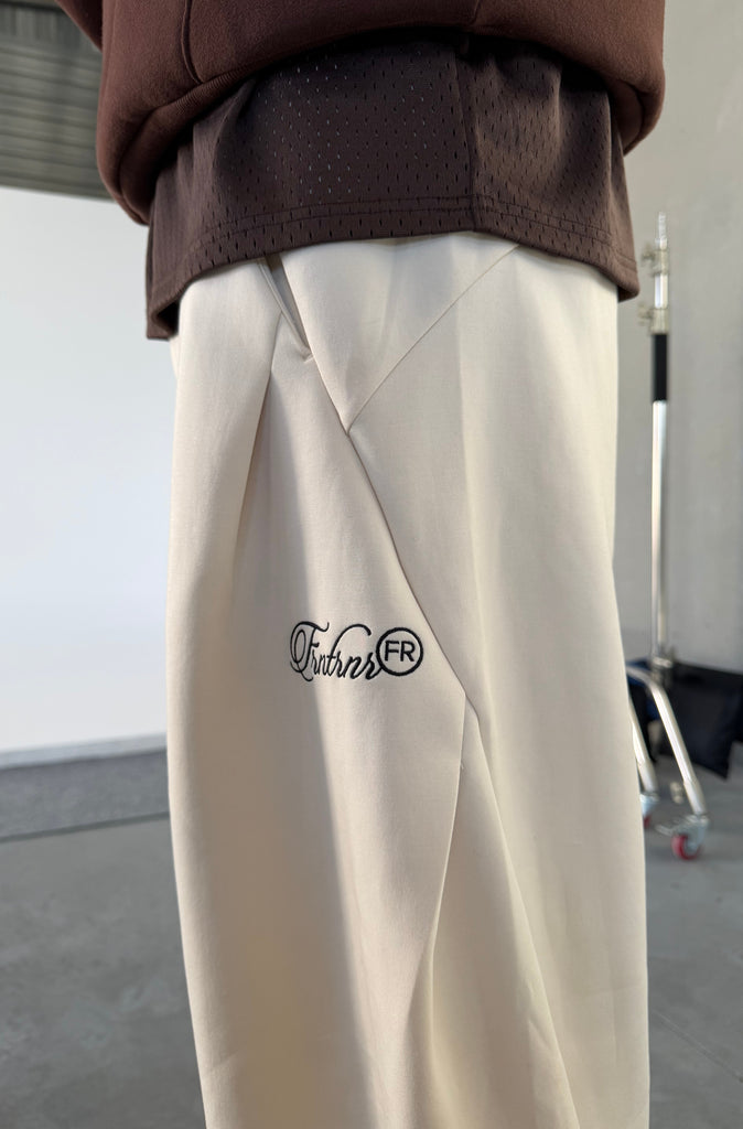 Insignia Barrel Leg Pant Vanilla