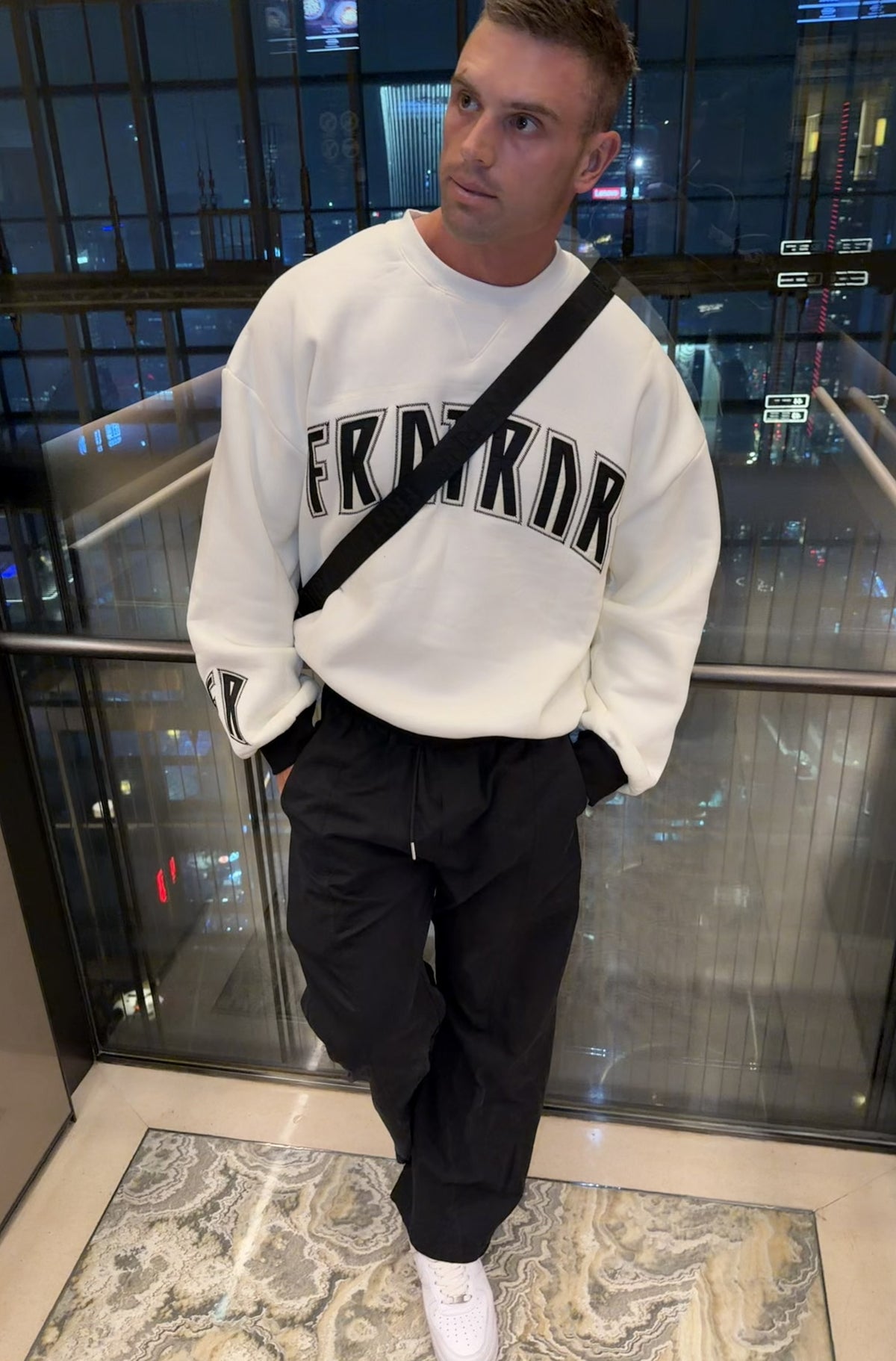FRNTRNR Crewneck - Vanilla - Men