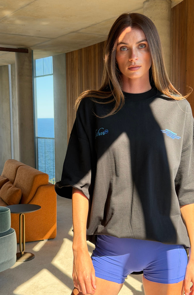 Insignia Tee Black [women]