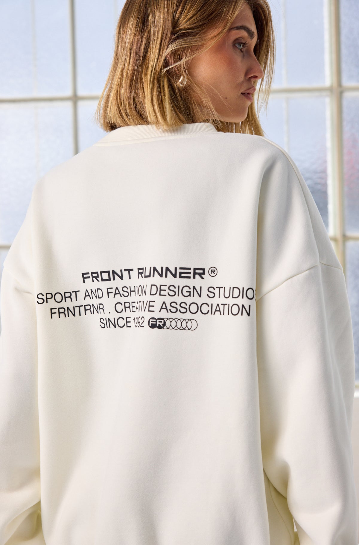 Studio Crewneck Vanilla [women]