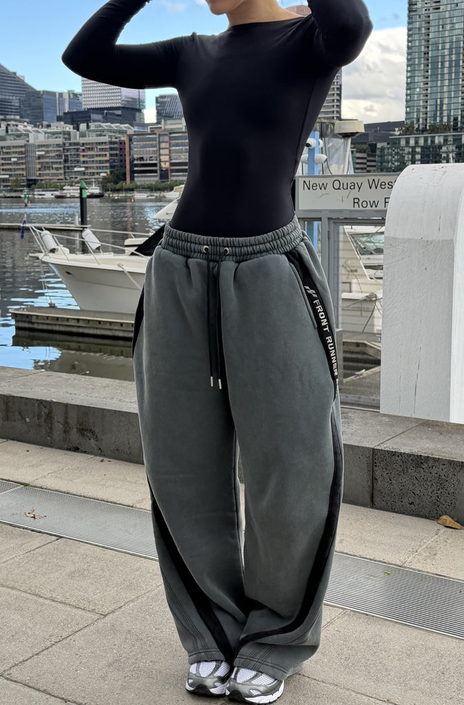 FR Sports Stripe Barrel Pants Concrete