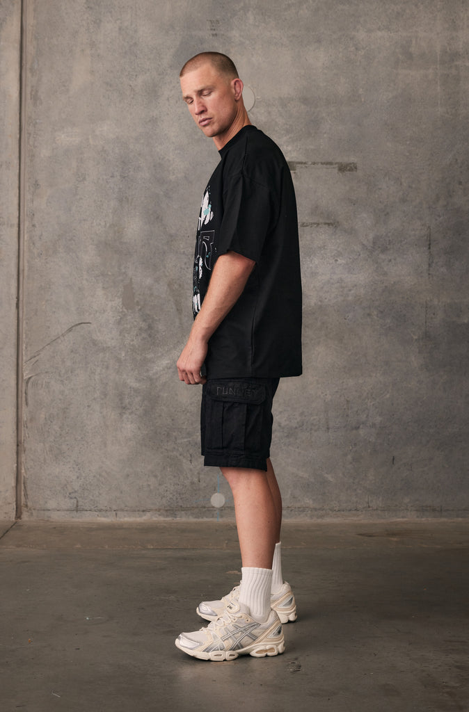 Jaeger Tee - Black