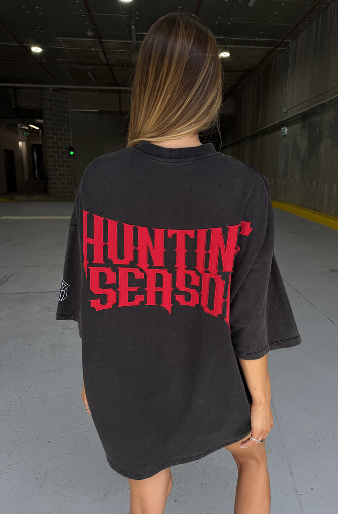 Hunting Season Tee Washed Black