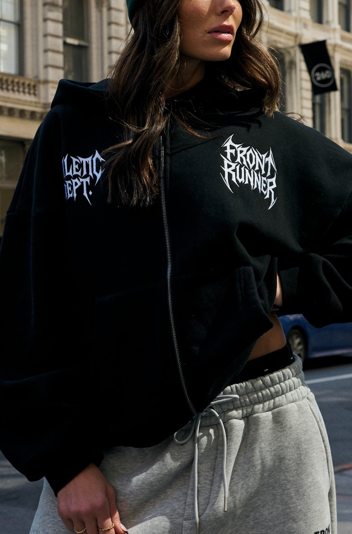 Sigil Zip Hoodie Black [women]
