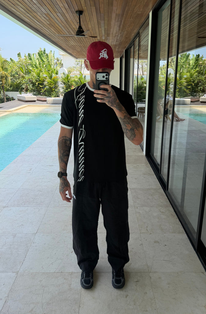 Script Fitted Ringer Tee Black