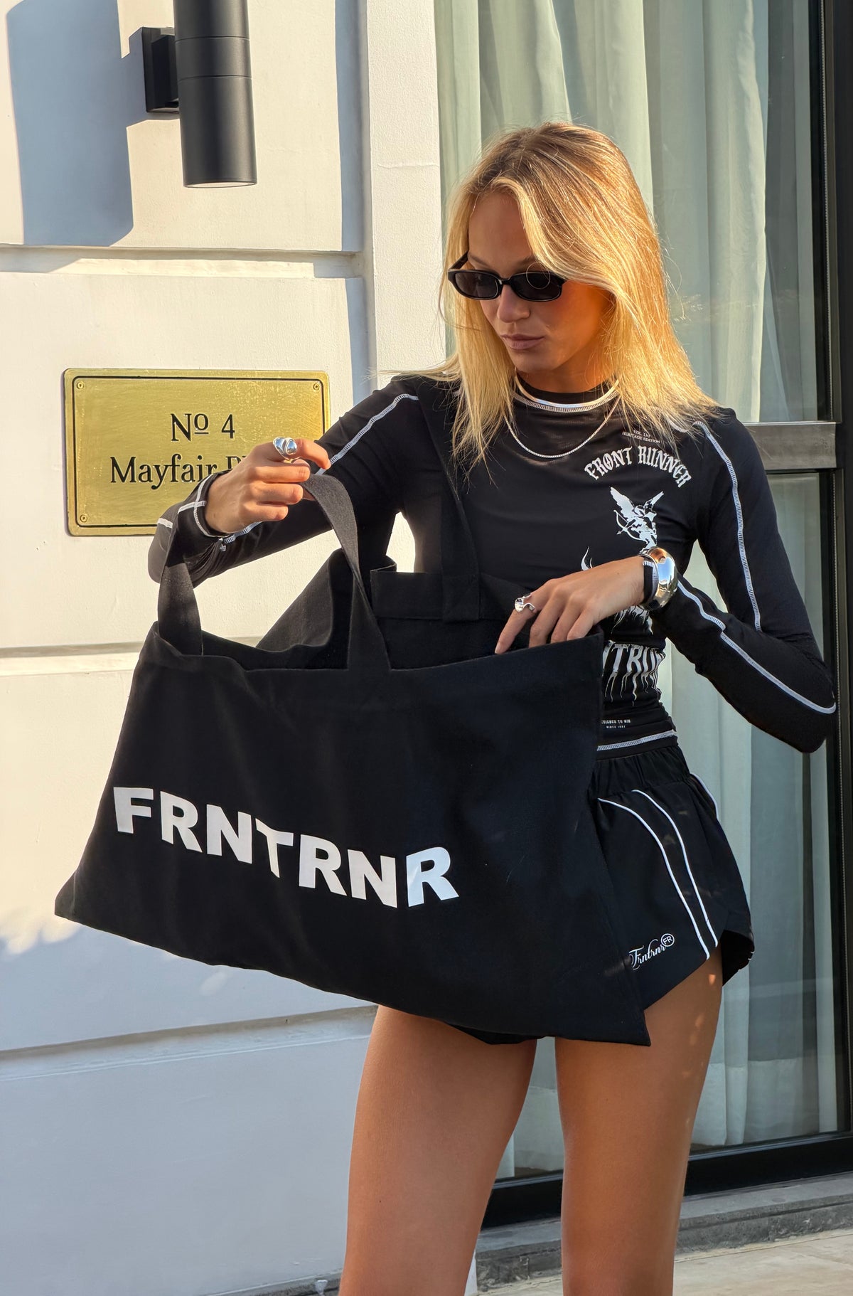 FRNTRNR Oversized Tote Black [women]