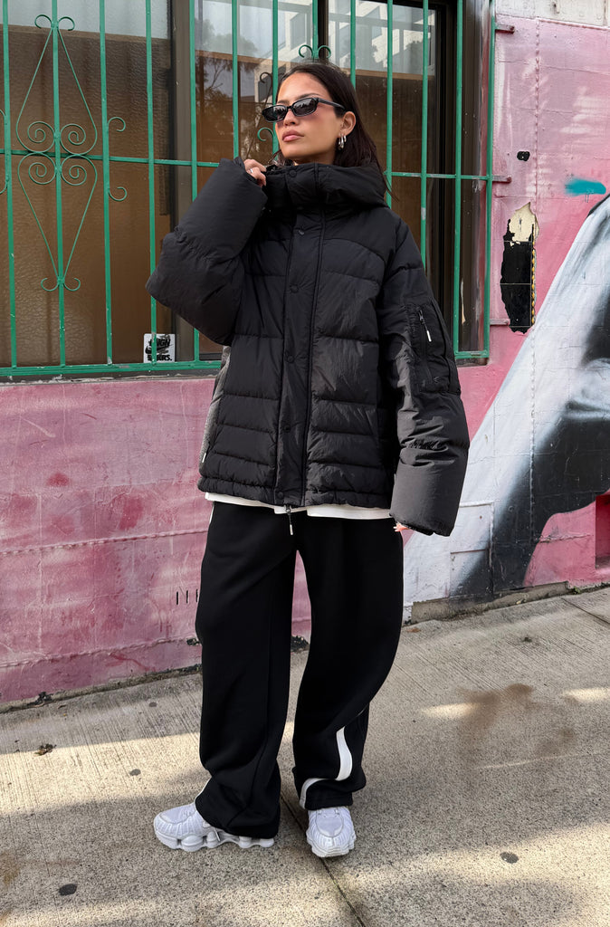 FR Hooded Puffer Jacket Black
