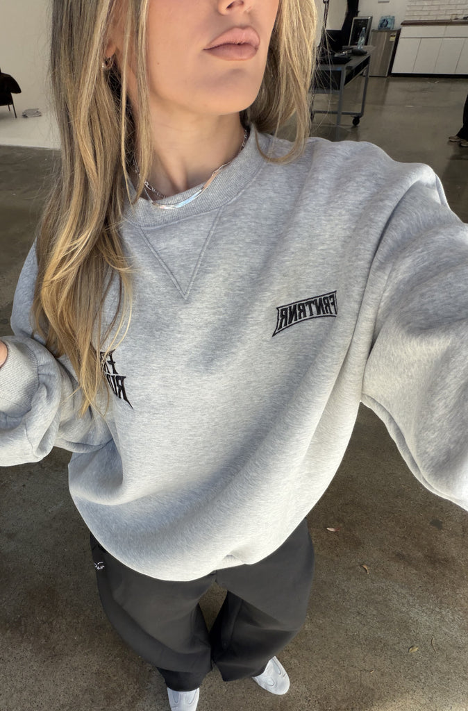 International Crewneck Grey Marle