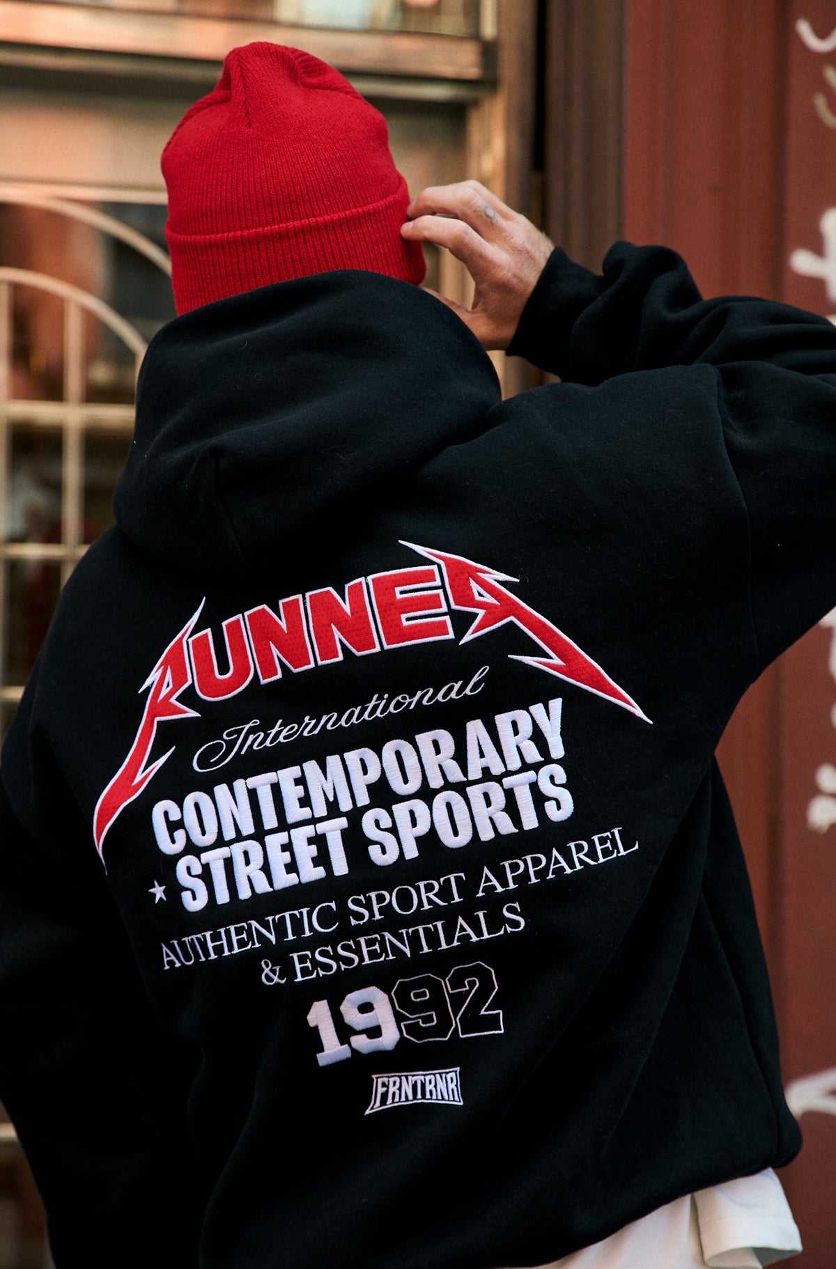 International Hoodie Black [men]