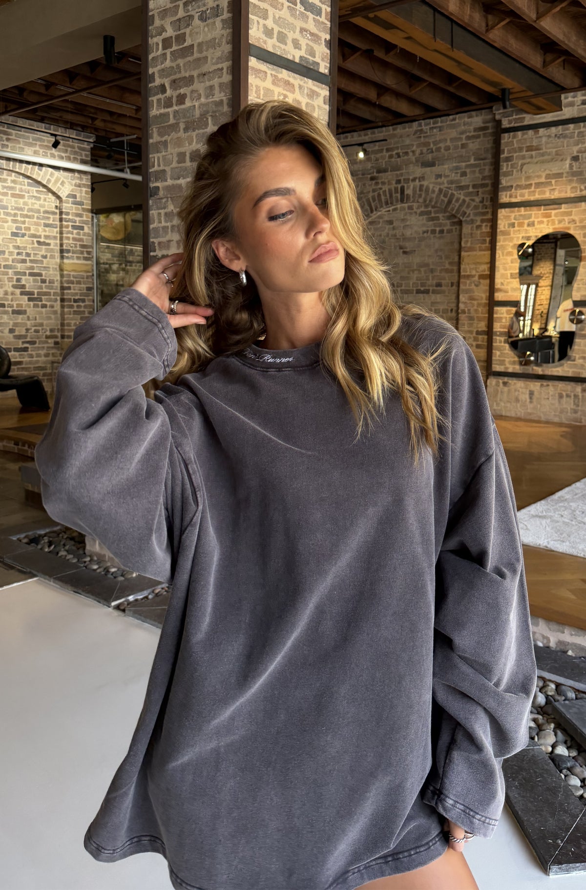 Script L/S Tee Washed Charcoal [women]