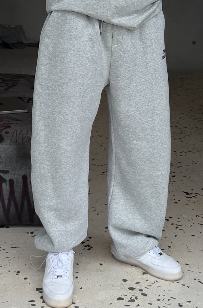 Running Dept. Barrel Leg Trackpant Grey Marle