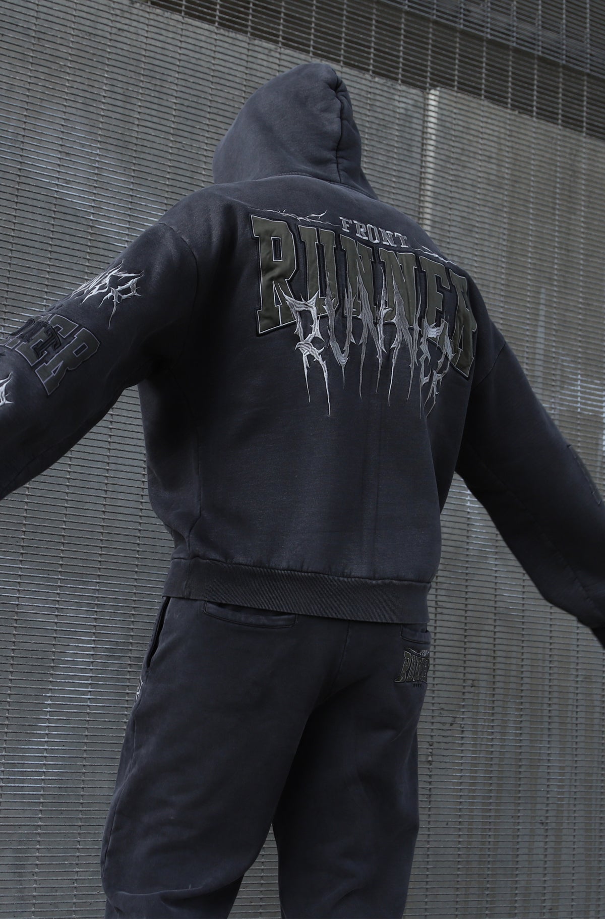 Runner Tribe Hoodie - Concrete - Men