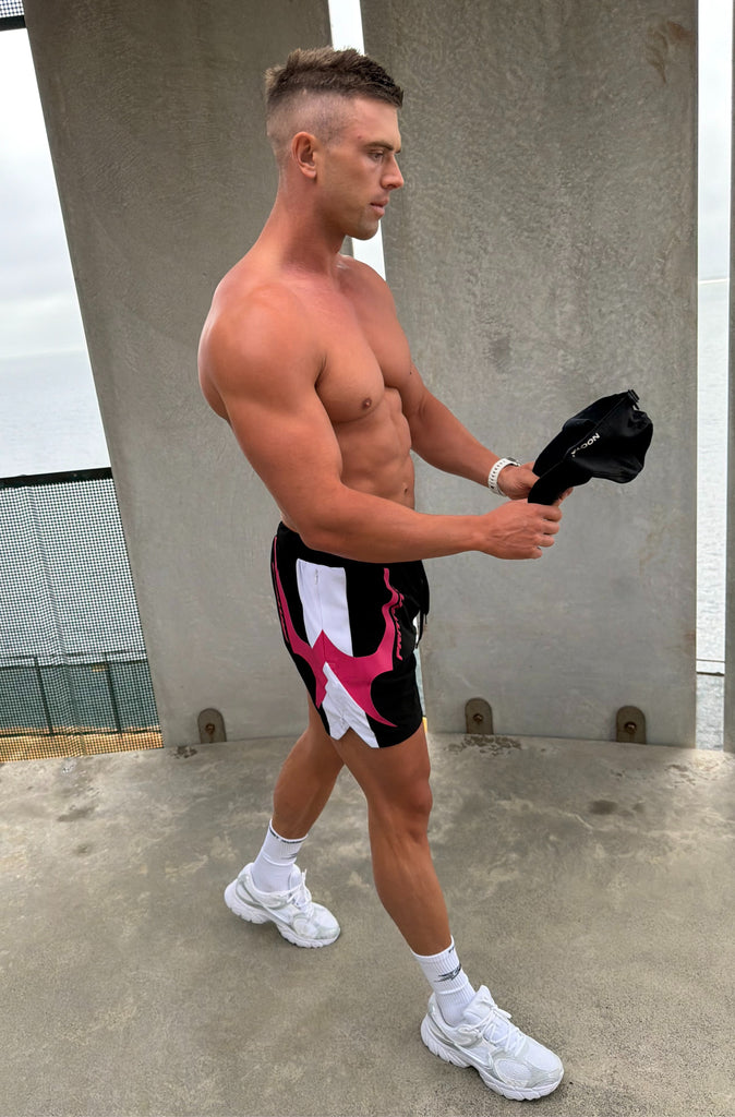 Podium Pro Short - Black Flamingo