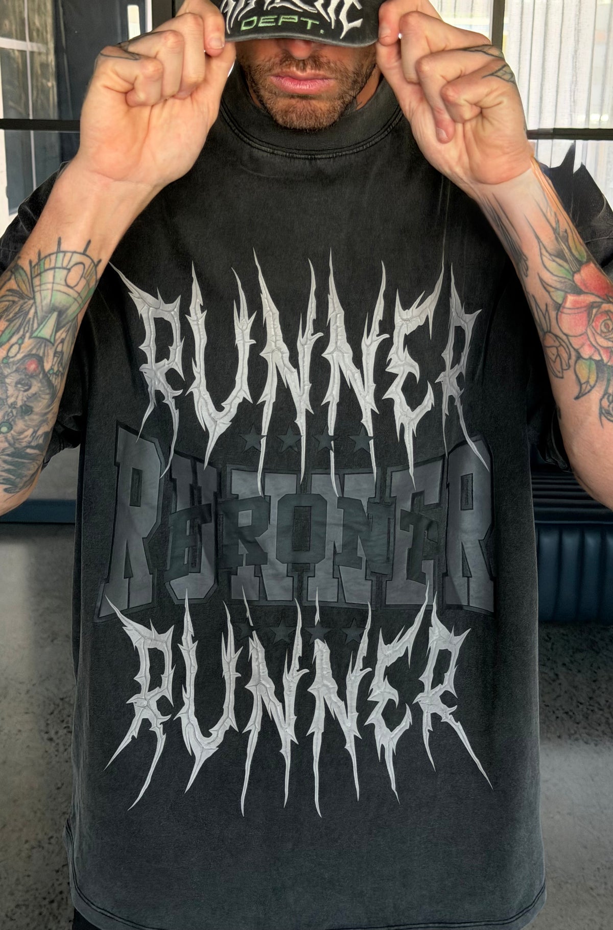 Runner Tribe Tee - Washed Black - Men