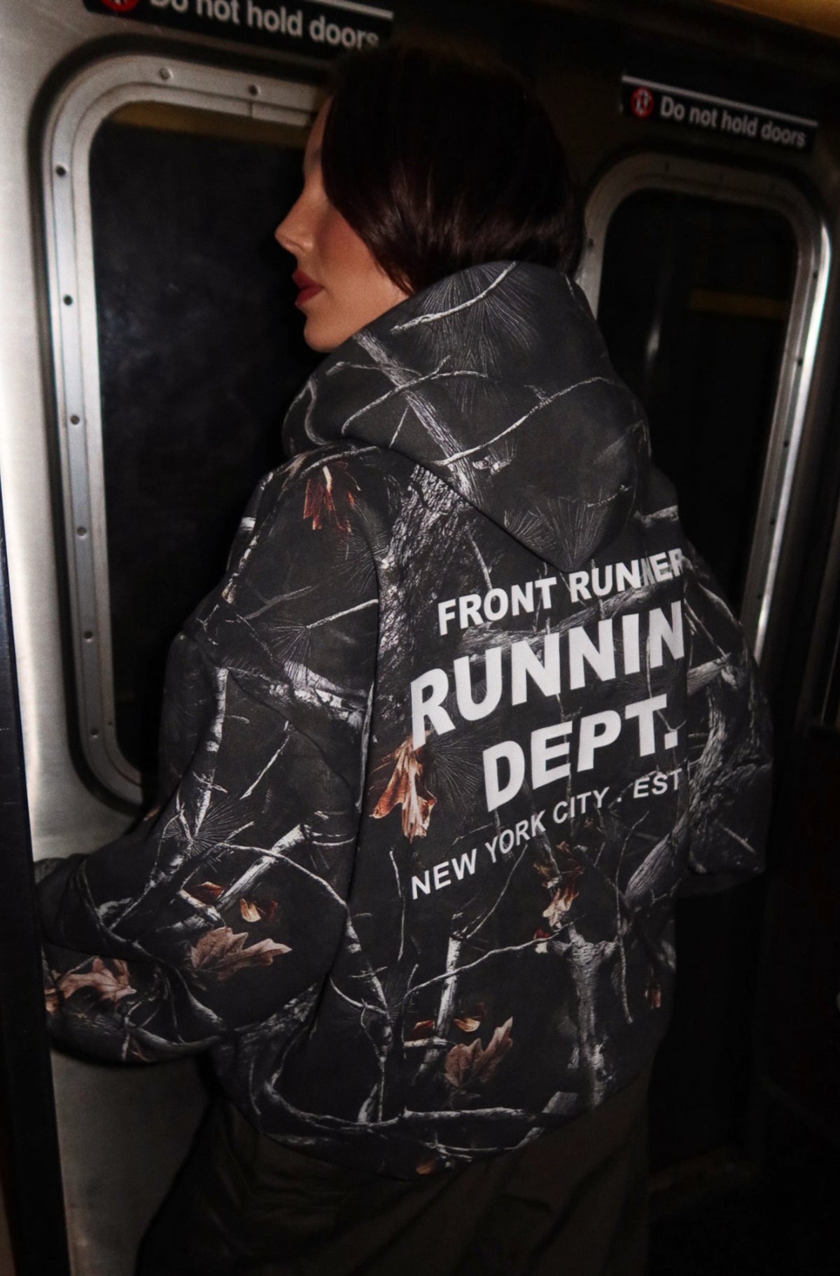Running Dept Hoodie Night Camo [women]