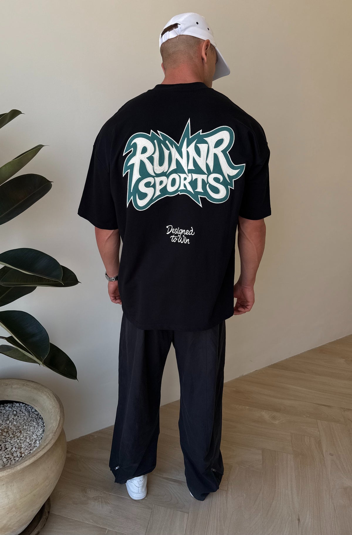 Run Riot Tee - Black Emerald - Men