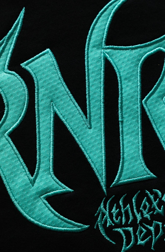 Thorned Legacy Tee Black Tiffany