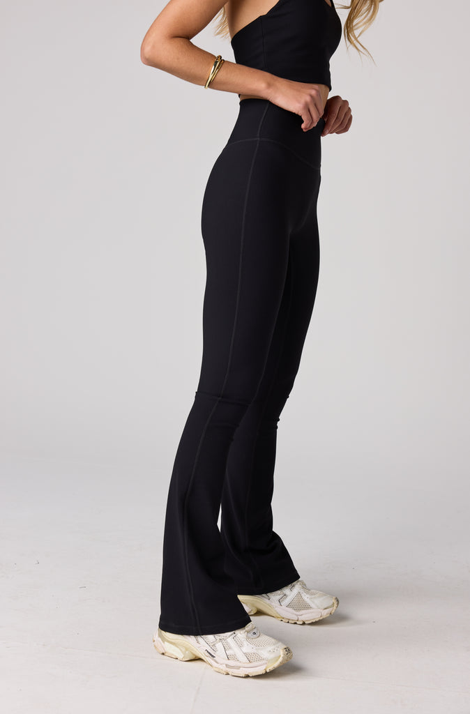 FRNTRNR Ribbed Flare - Black