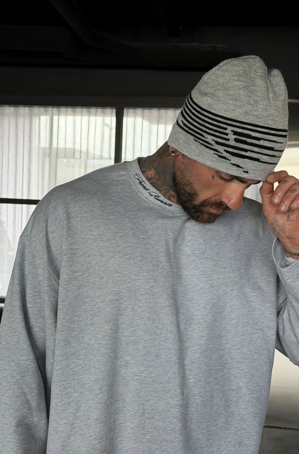 Script L/S Tee Grey Marle [men]