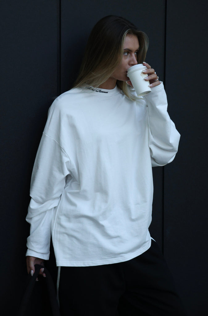 Script L/S Tee White