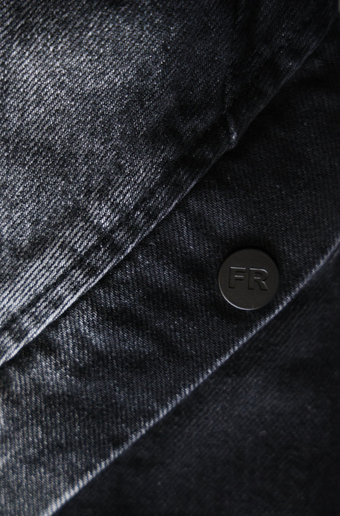 Legacy Pocket Short - Washed Black