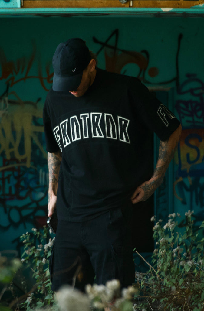 FRNTRNR Tee - Black