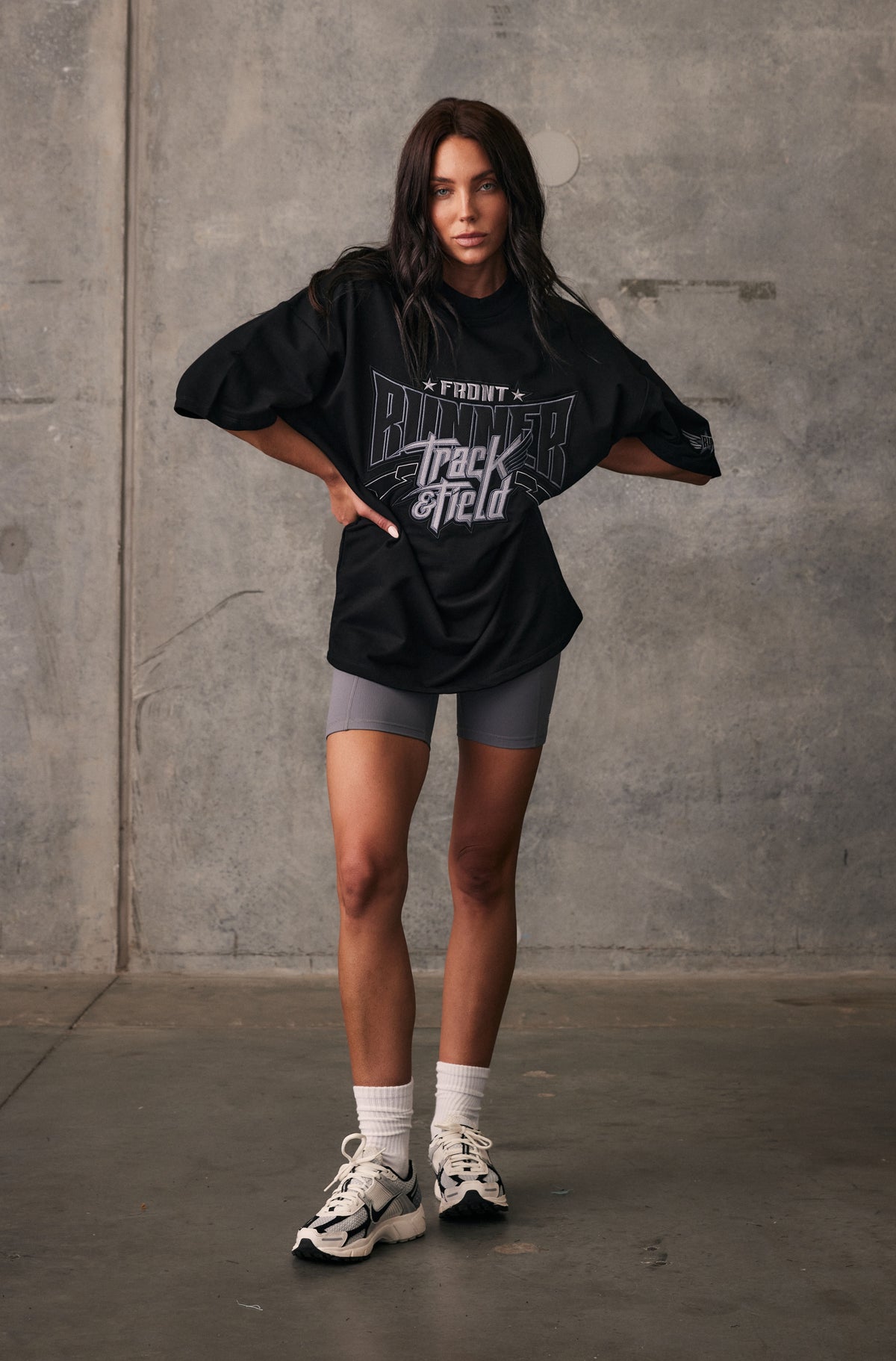 Track Runner Tee - Graphite - Women