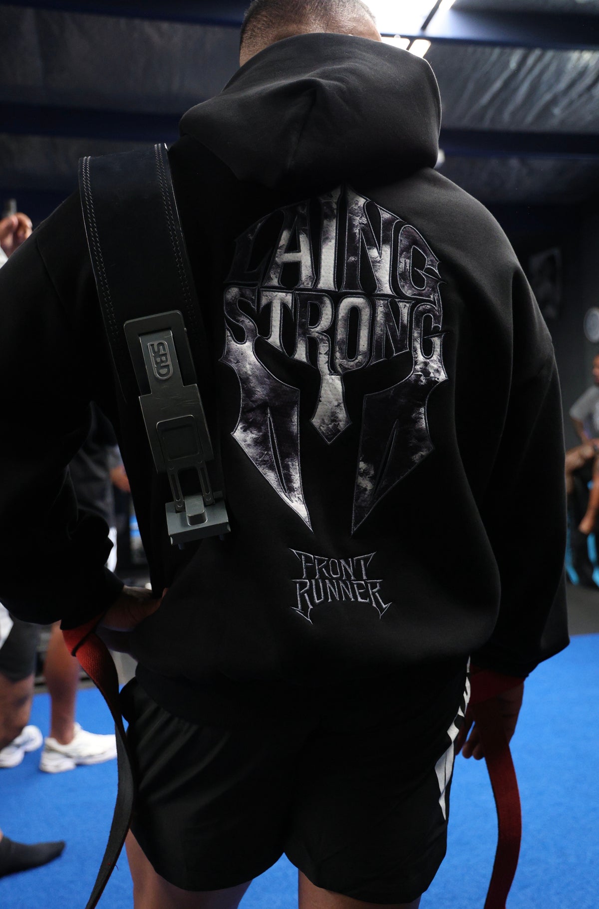 Lead the Charge Hoodie Black [men]