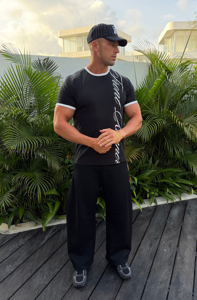 Script Fitted Ringer Tee Black