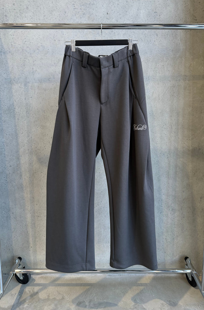 Insignia Barrel Leg Pant Charcoal