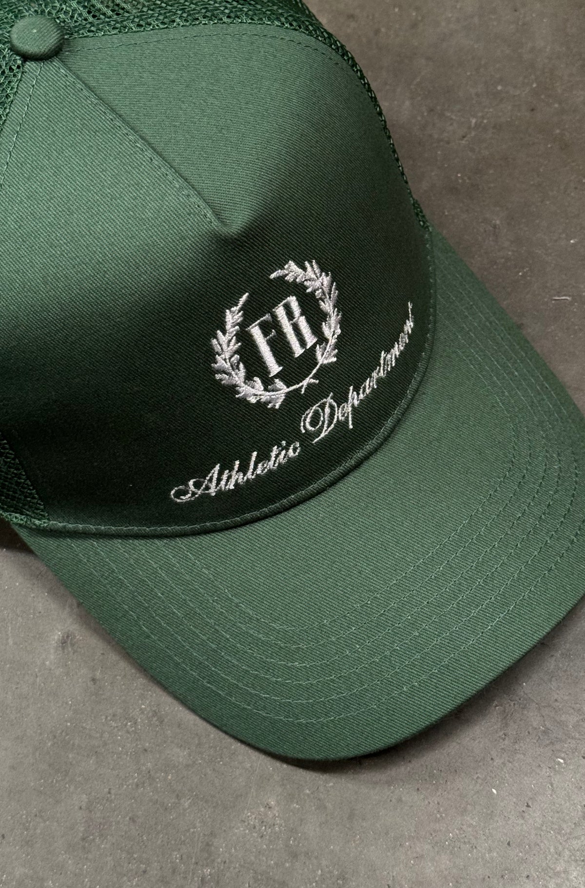 Excellence Trucker Cap - Forest Green - Hover