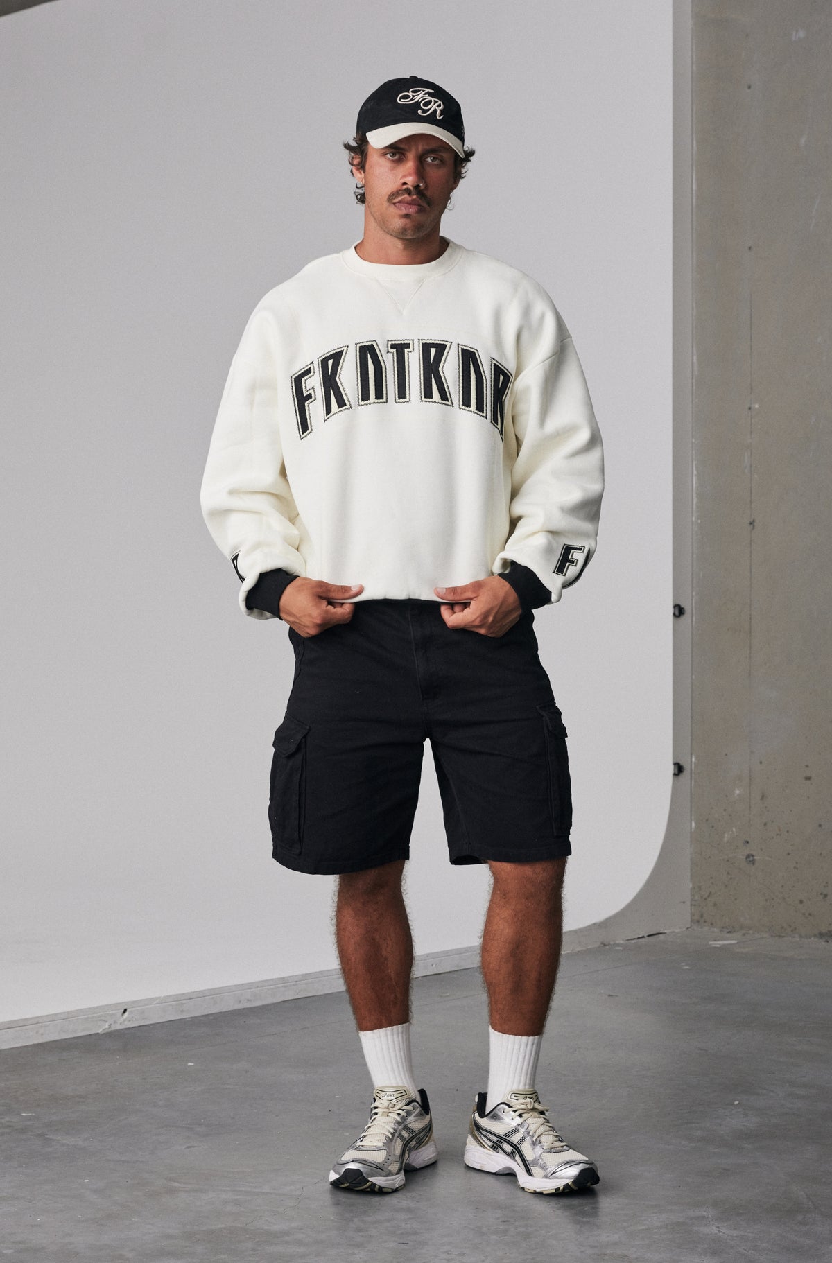 FRNTRNR Crewneck - Vanilla - Men