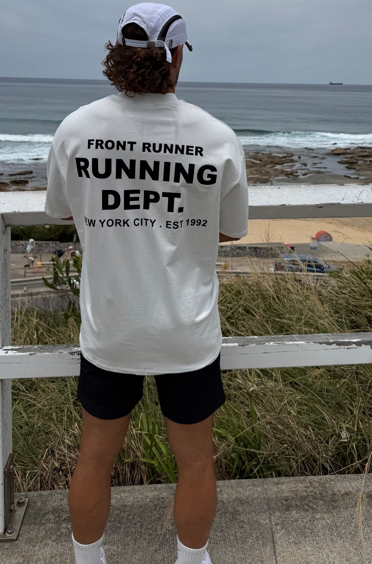 Running Dept Tee Vanilla [men]