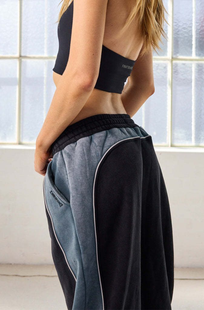 2 Tone Barrel Pant Washed Black