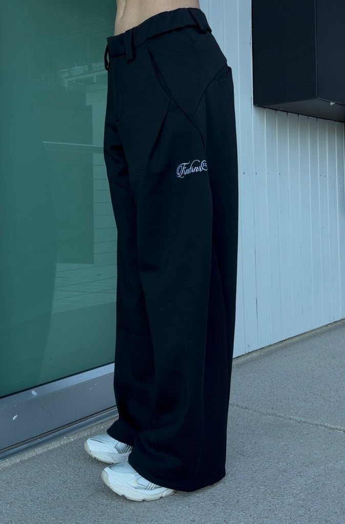 Insignia Barrel Leg Pant Black
