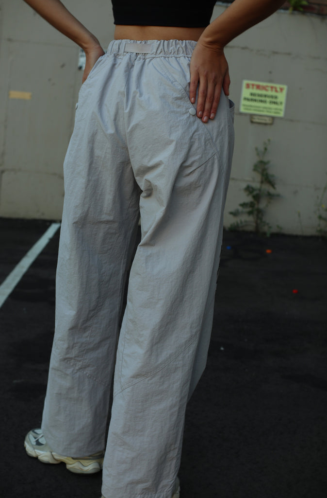 FR Wide Leg Tech Pant - Smoke